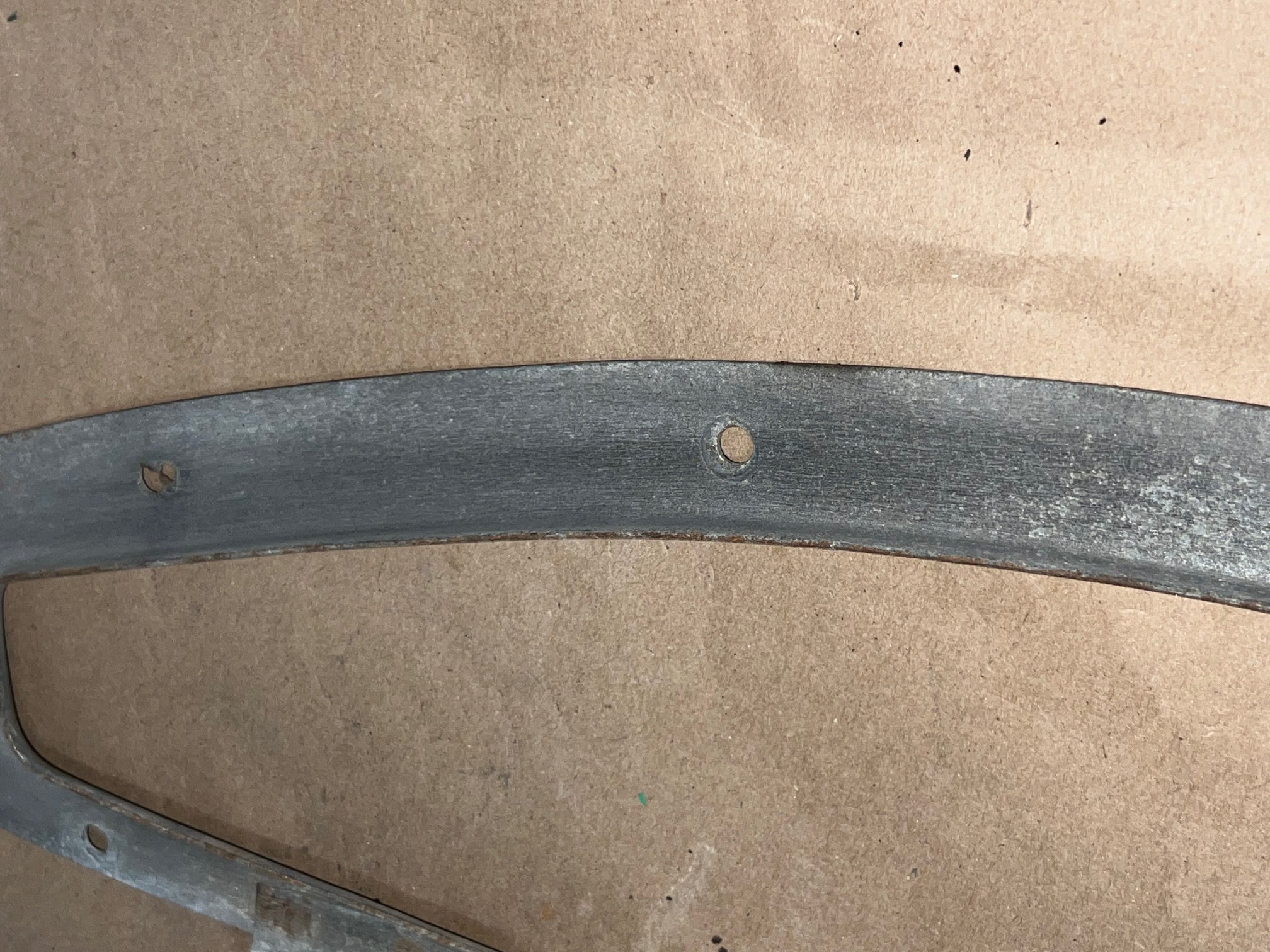 OEM 1974 1975 1976 Cadillac Deville Fleetwood Calais RIGHT PASSENGER SIDE REAR QUARTER PANEL FILLER MOUNTING BRACKET - Image 5