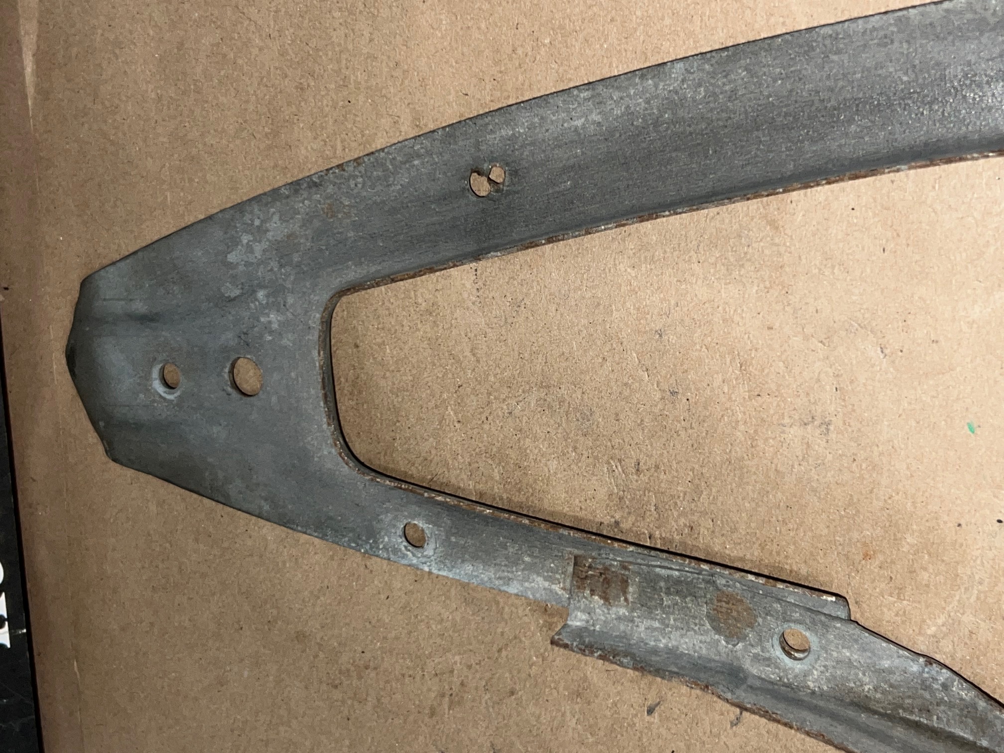 OEM 1974 1975 1976 Cadillac Deville Fleetwood Calais RIGHT PASSENGER SIDE REAR QUARTER PANEL FILLER MOUNTING BRACKET - Image 6