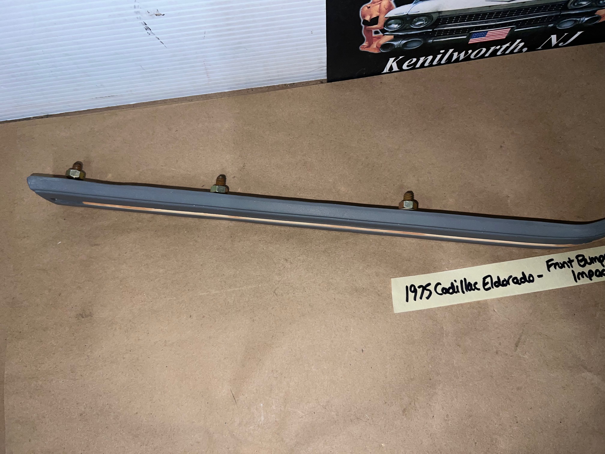 OEM 1974 1975 1976 1977 1978 Cadillac Eldorado 1974 1975 1976 Deville Calais Fleetwood UPPER FRONT BUMPER CENTER BAR IMPACT STRIP CUSHION PAD # 1603549 - Image 13