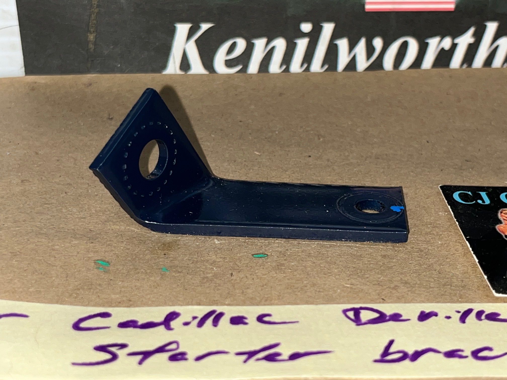 OEM 1968 1969 1970 1971 1972 1973 1974 1975 CADILLAC DEVILLE CALAIS FLEETWOOD STARTER MOTOR MOUNTING BRACKET #1489420 - Image 3