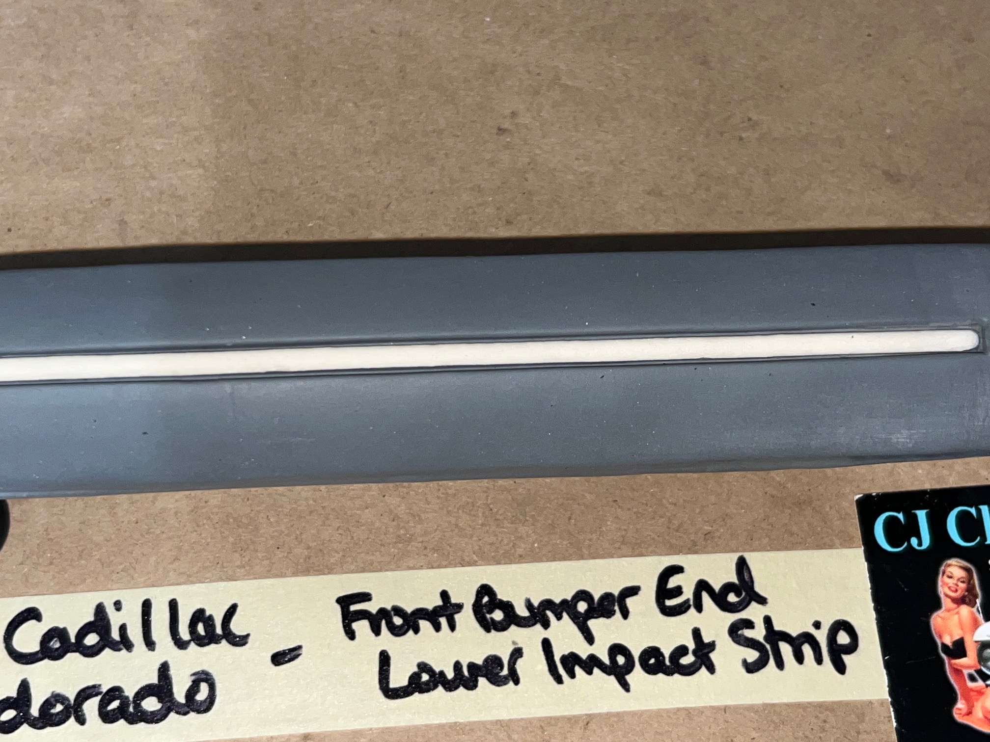 OEM 1975 1976 1977 1978 CADILLAC ELDORADO FRONT BUMPER END LOWER IMPACT STRIP CUSHION #1605345 RIGHT OR LEFT SIDE - Image 9
