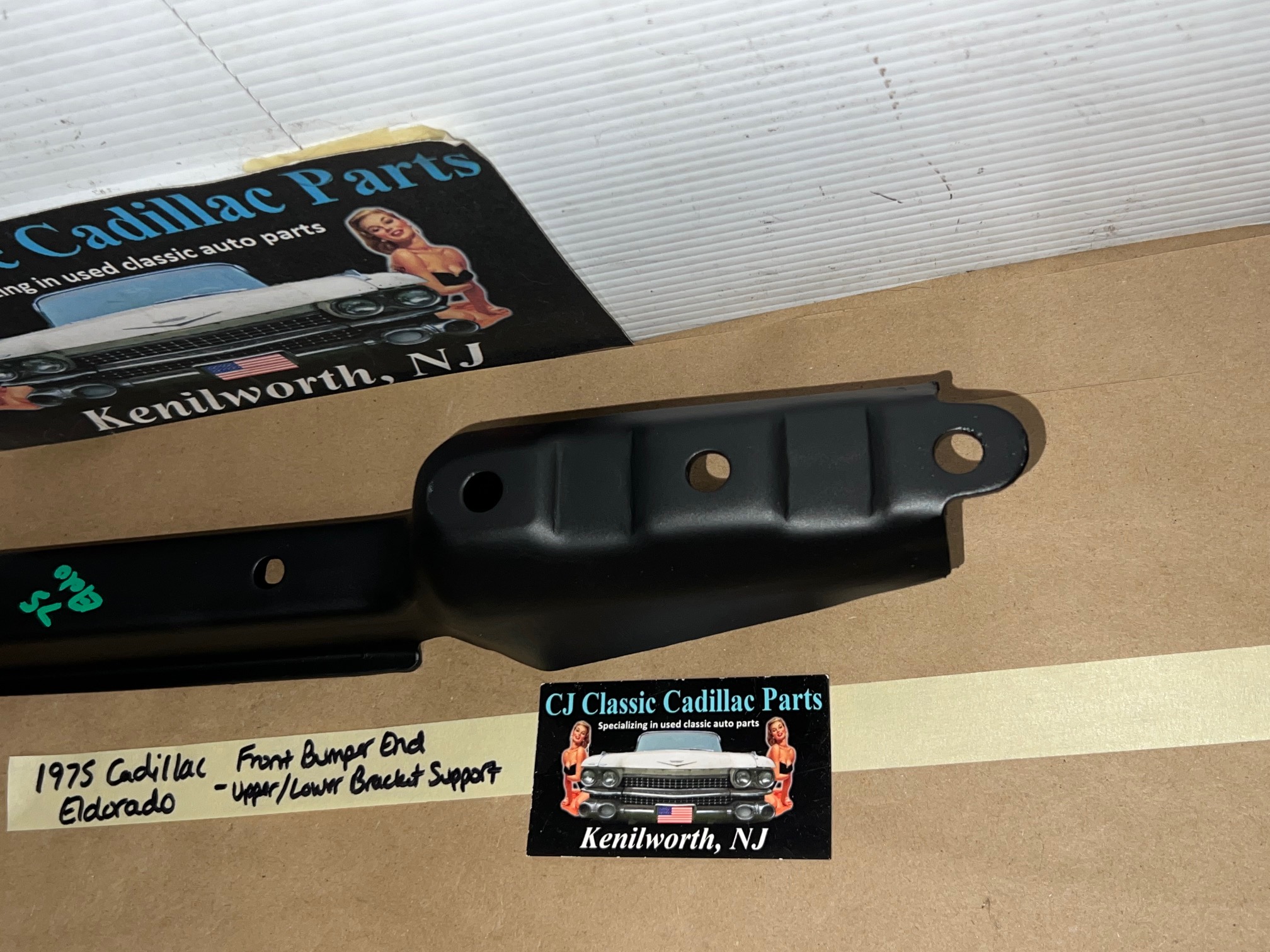 OEM 1975 1976 1977 1978 CADILLAC ELDORADO #1604912 FRONT BUMPER END UPPER/LOWER CAP BRACKET SUPPORT - Image 5