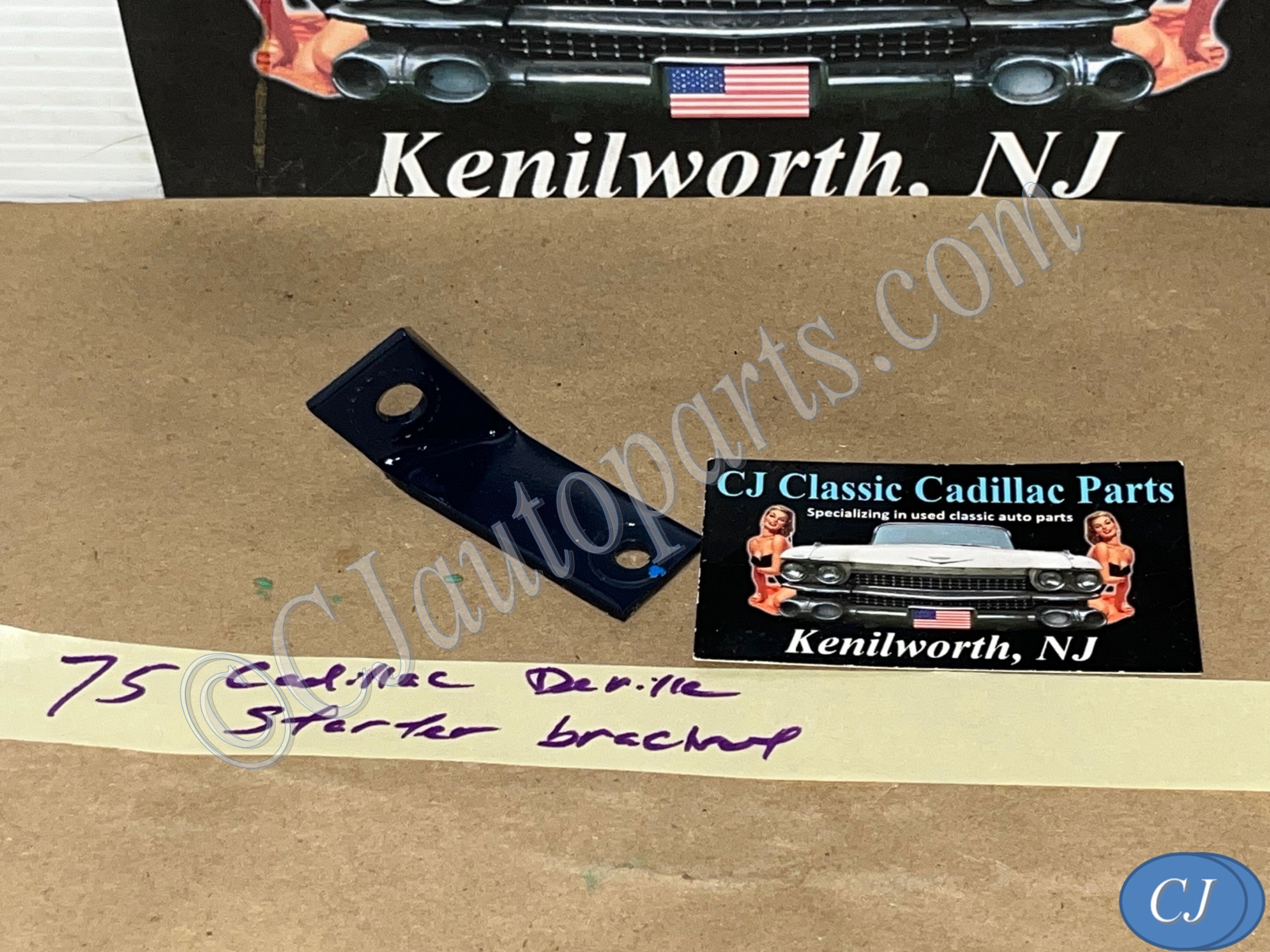 OEM 1968 1969 1970 1971 1972 1973 1974 1975 CADILLAC DEVILLE CALAIS FLEETWOOD STARTER MOTOR MOUNTING BRACKET #1489420